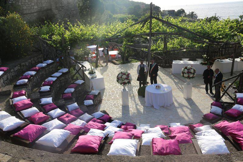 Le Axidie Resort Hotel Rooms Sorrento Coast Vico Equense Wedding Matrimonio Anfiteatro 5